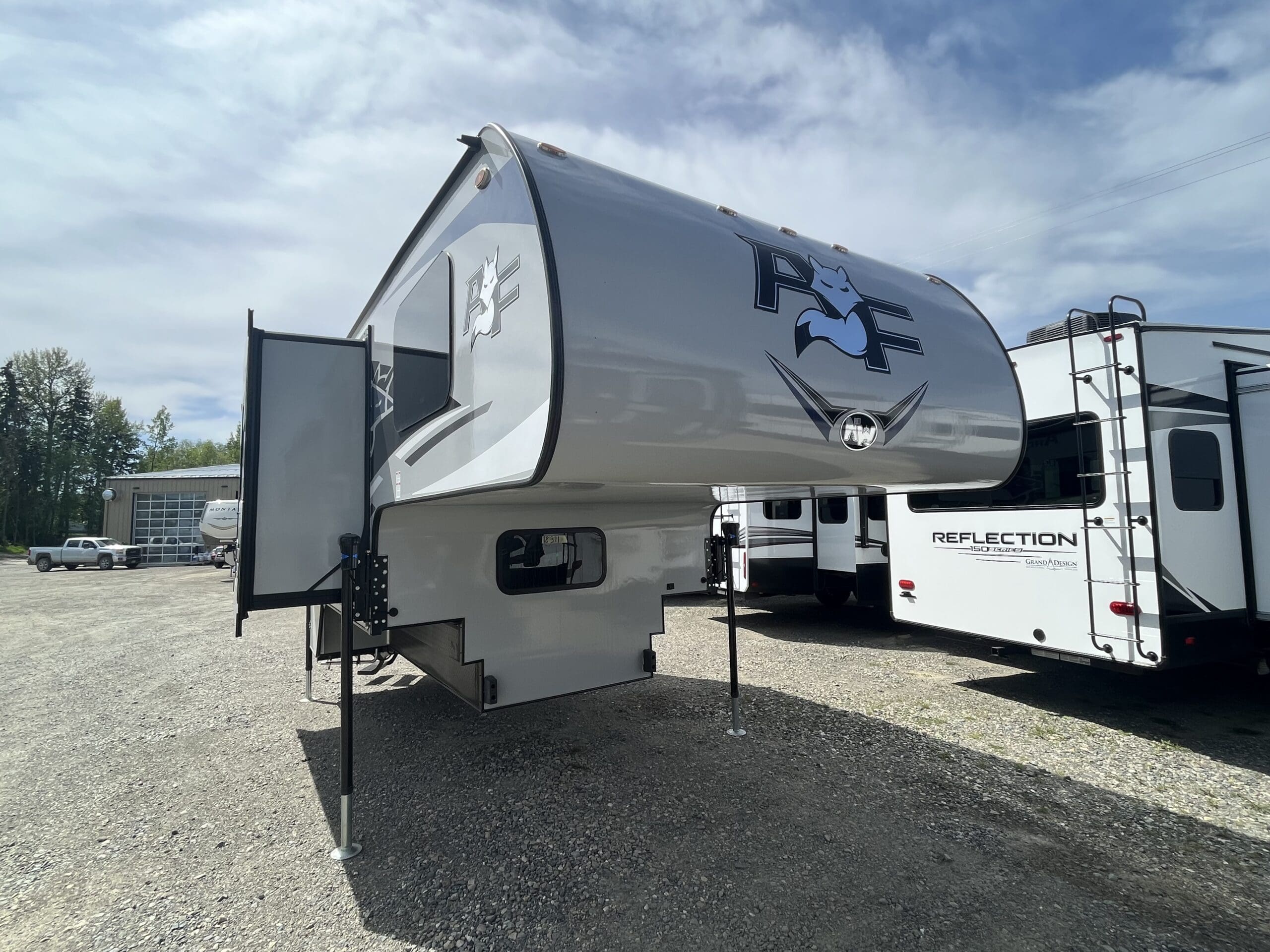 TRUCK CAMPER Archives - Chemo RV | Trailer, RV & Fifth Wheel